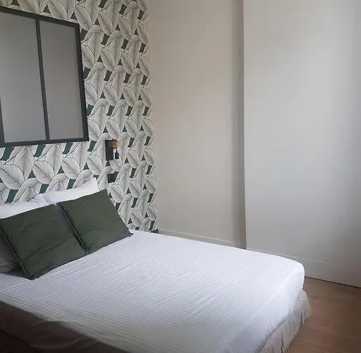 Le Merlane - A 2 Pas De La Cite & Du Centre Apartment *